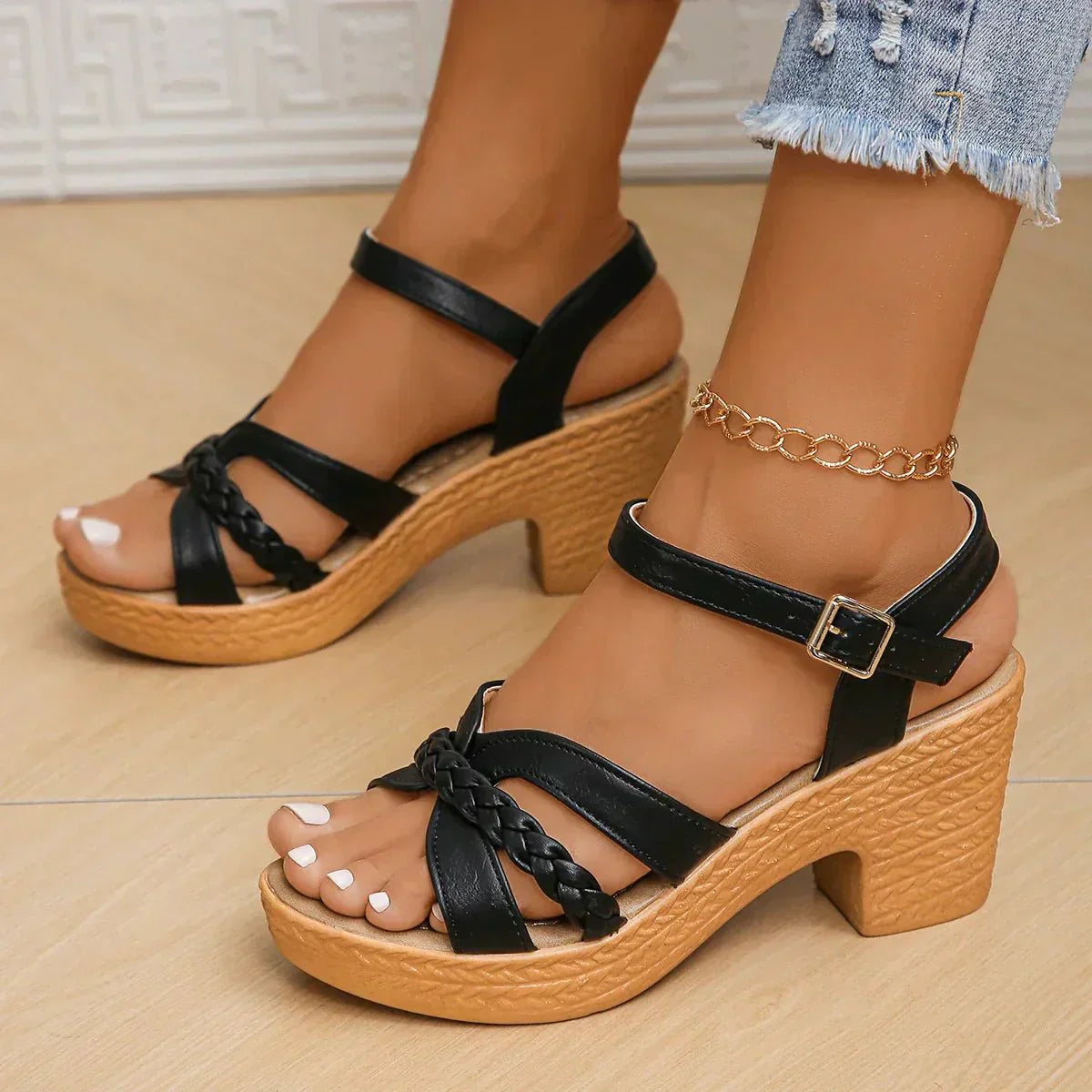 Elvaya  | Orthopedic Fashion Sandals